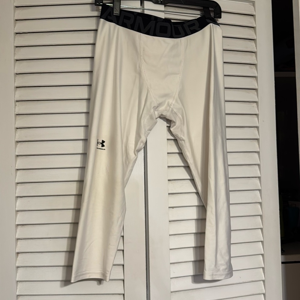 Under armour youth, size XL tights